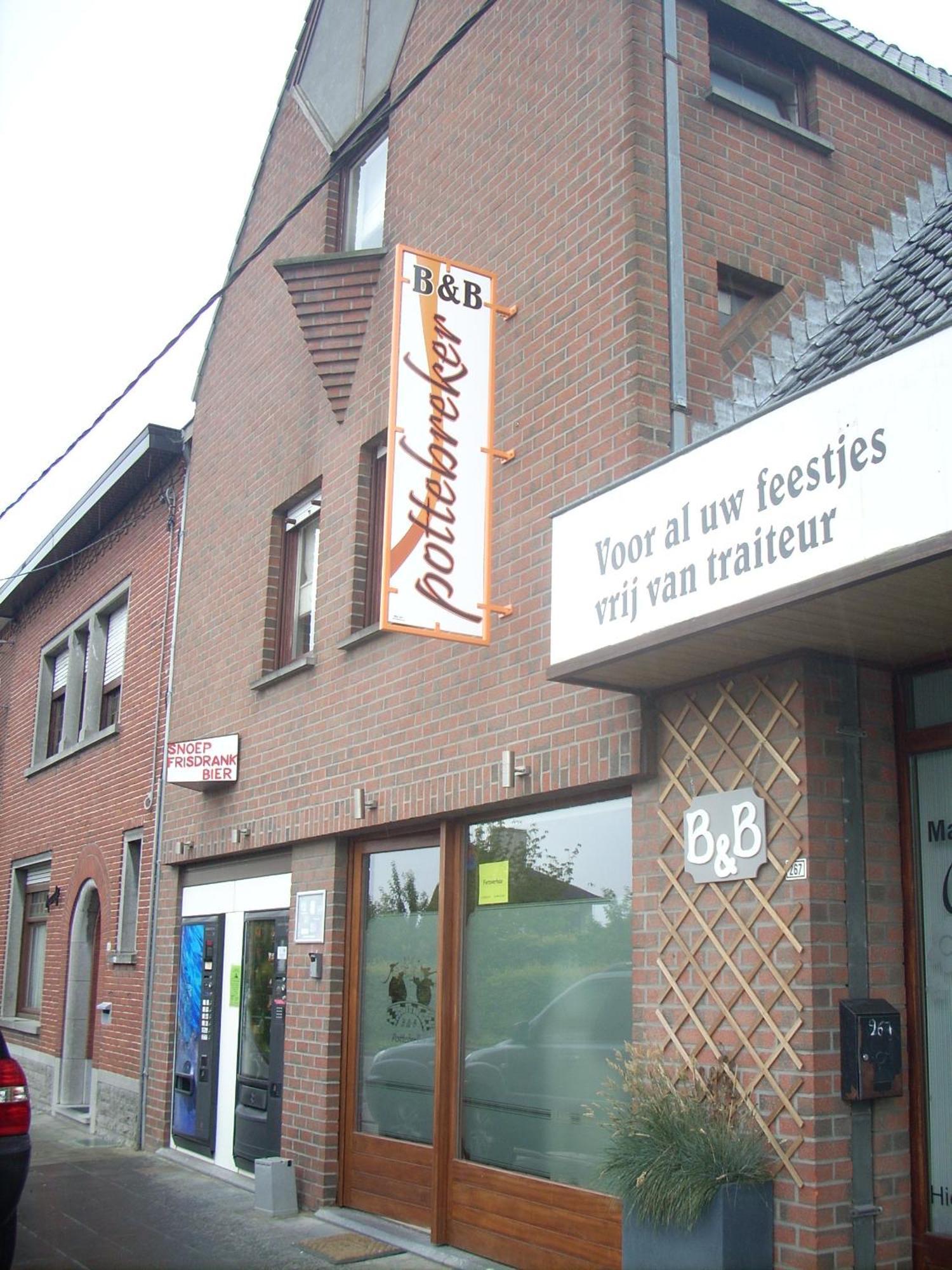 B&B 포테브레커르 Vlamertinge 외부 사진